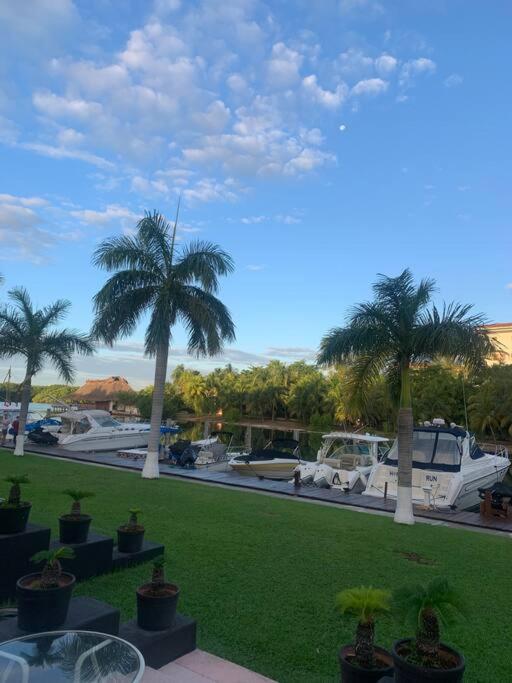 Chic Lagoon Front Villa By Casa Paraiso Cancun Bagian luar foto