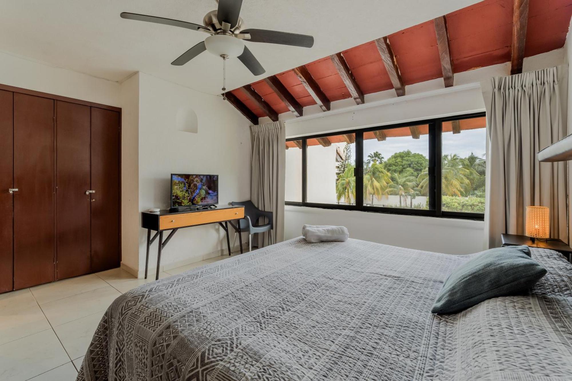 Chic Lagoon Front Villa By Casa Paraiso Cancun Bagian luar foto