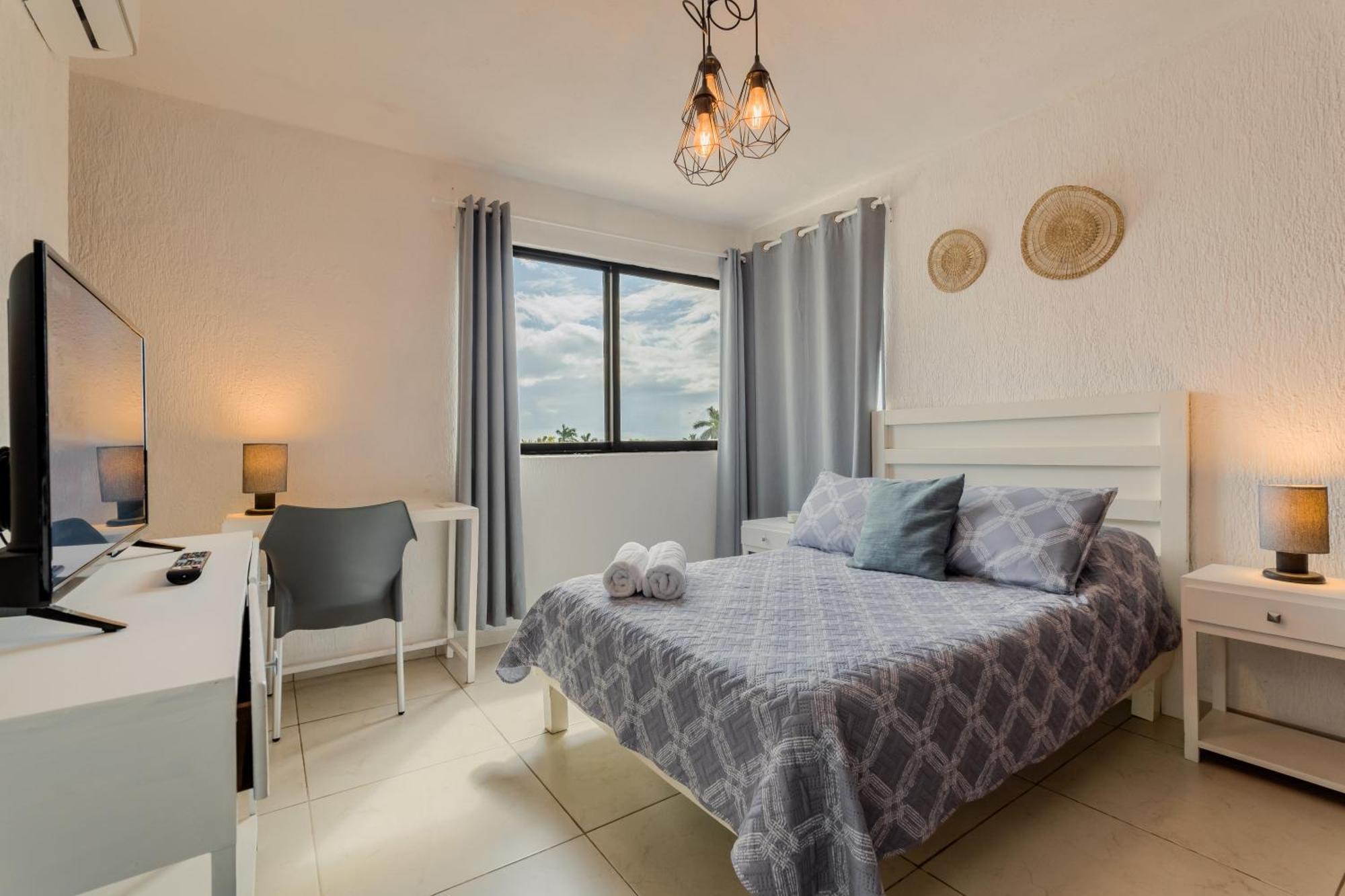 Chic Lagoon Front Villa By Casa Paraiso Cancun Bagian luar foto